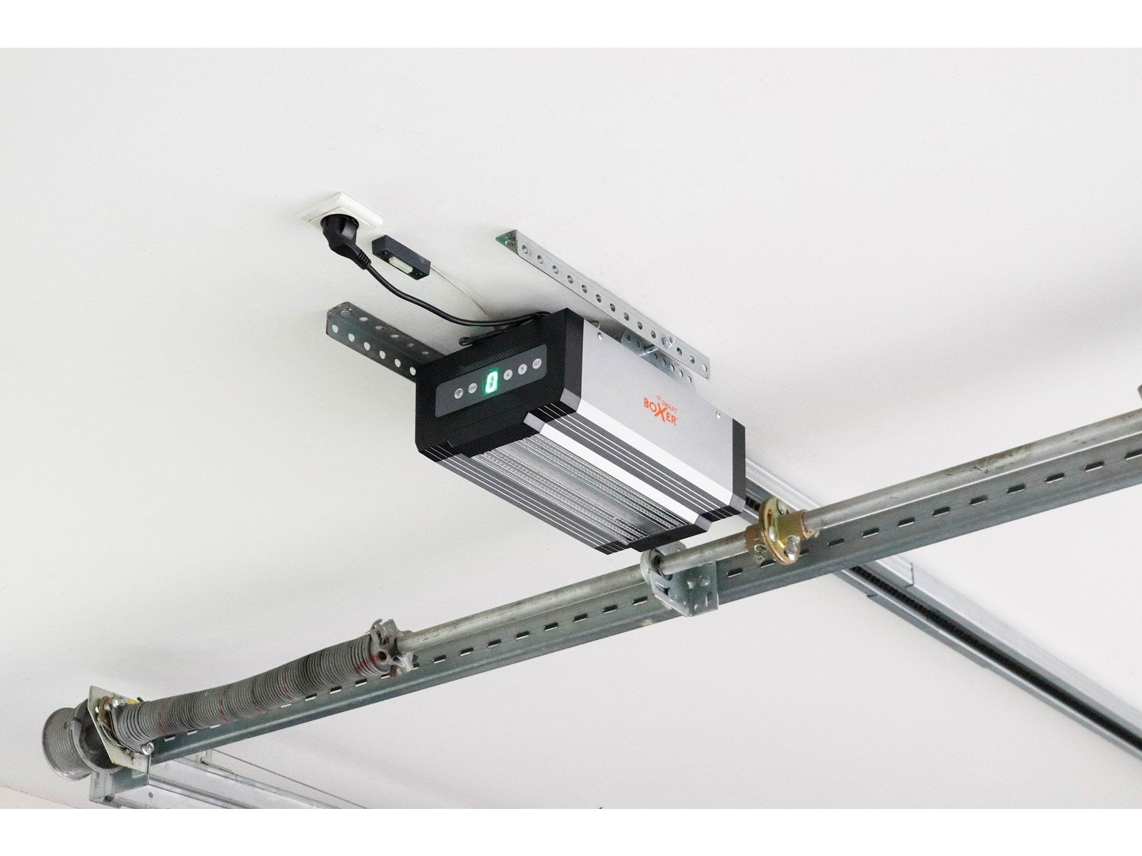 Boxer 5000 premium® Wi-Fi-Garagentoröffner inkl. 2 Stk. Fernbedienungen 1000N Boxer 5000 premium® Wi-Fi-Garagentoröffner inkl. 2 Stk. Fernbedienungen 1000N